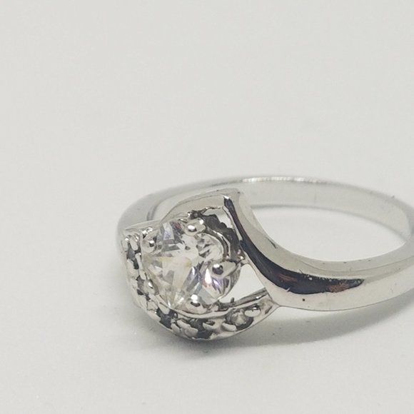CZ Sterling Silver Ring Size 5 - Picture 2 of 4